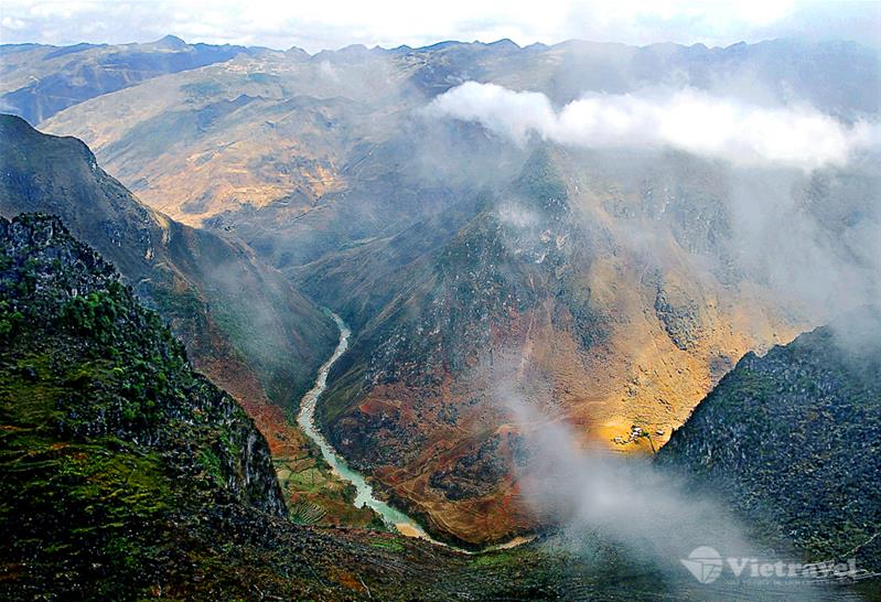 Lũng Cú - Đồng Văn - Mã Pí Lèng - Mèo Vạc - Cao Bằng - Thác Bản Giốc - Hồ Ba Bể-gallery-1